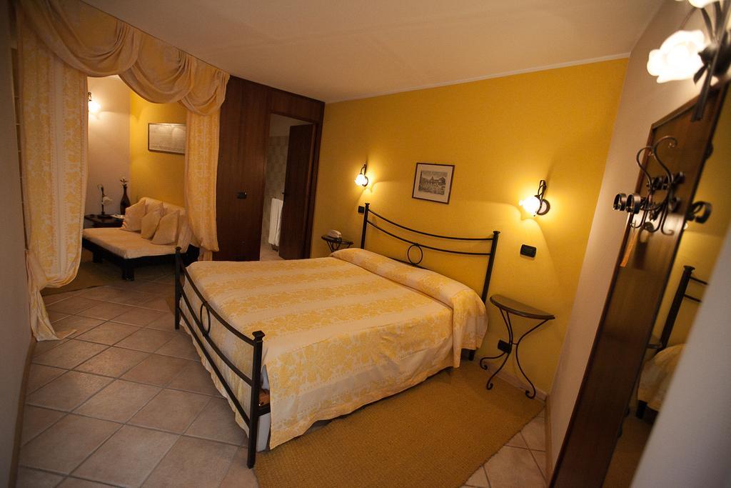 Hotel Rainero Asti Zimmer foto