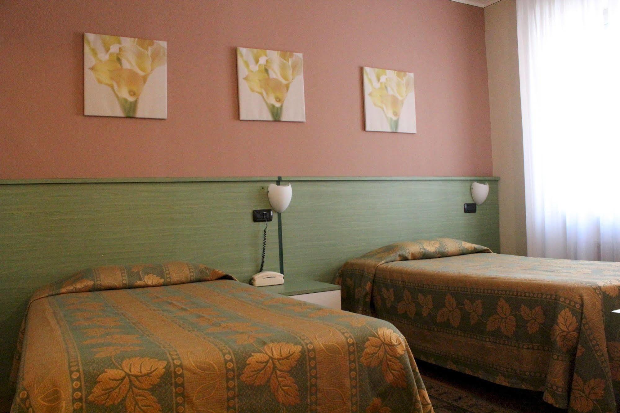Hotel Rainero Asti Exterior foto